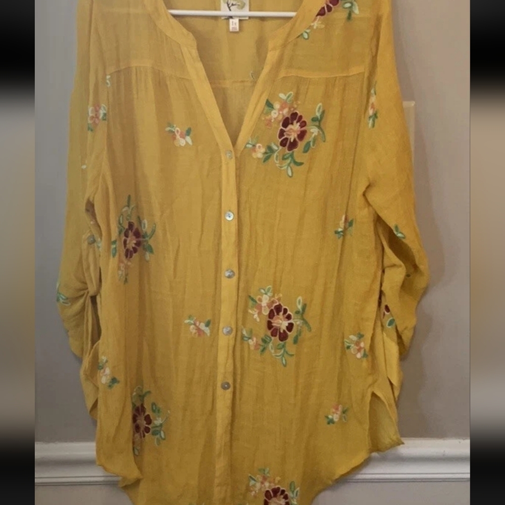 Fig & Flowers Womens Boho Embroidered Flowers Long Tab Sleeves Gauzey Blouse XL